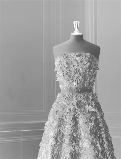 who designs for dior|christian dior design style.